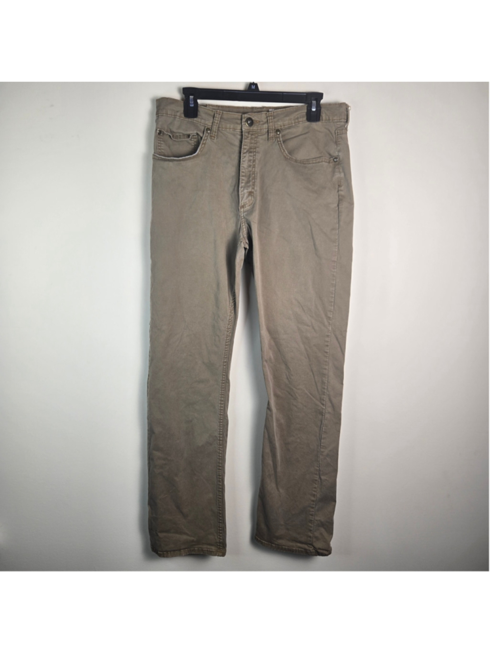 Men's Wrangler Straight Fit Chino Pants Size 34x32 Beige